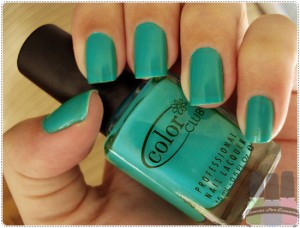 Age of Aquarius – Color Club